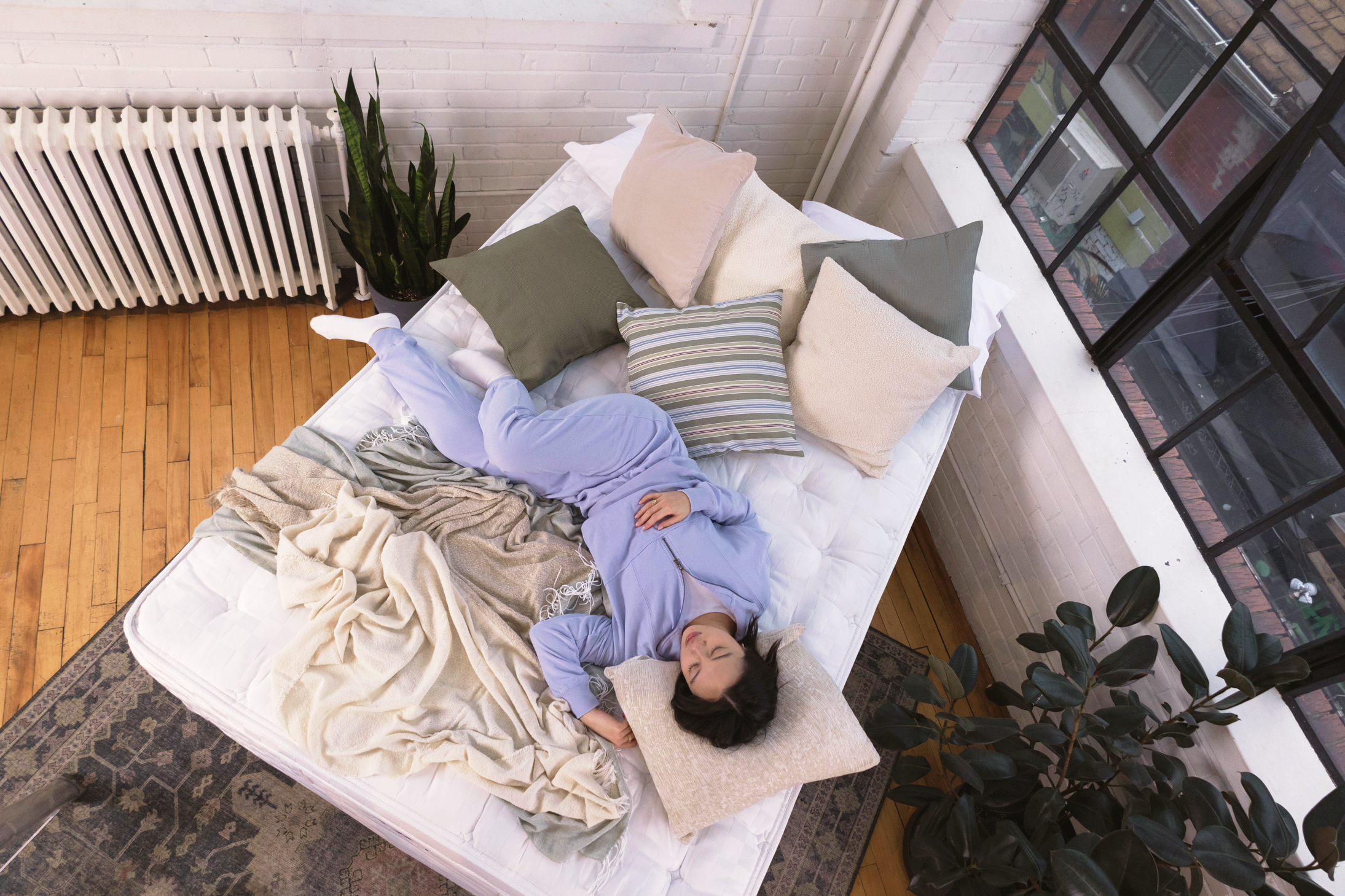 Top 5 Mattresses for Back-Sleepers in Toronto