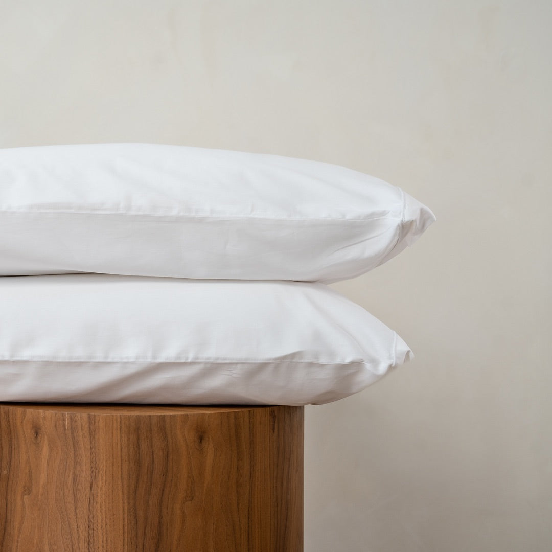 The Sateen Cotton Pillow Case Set